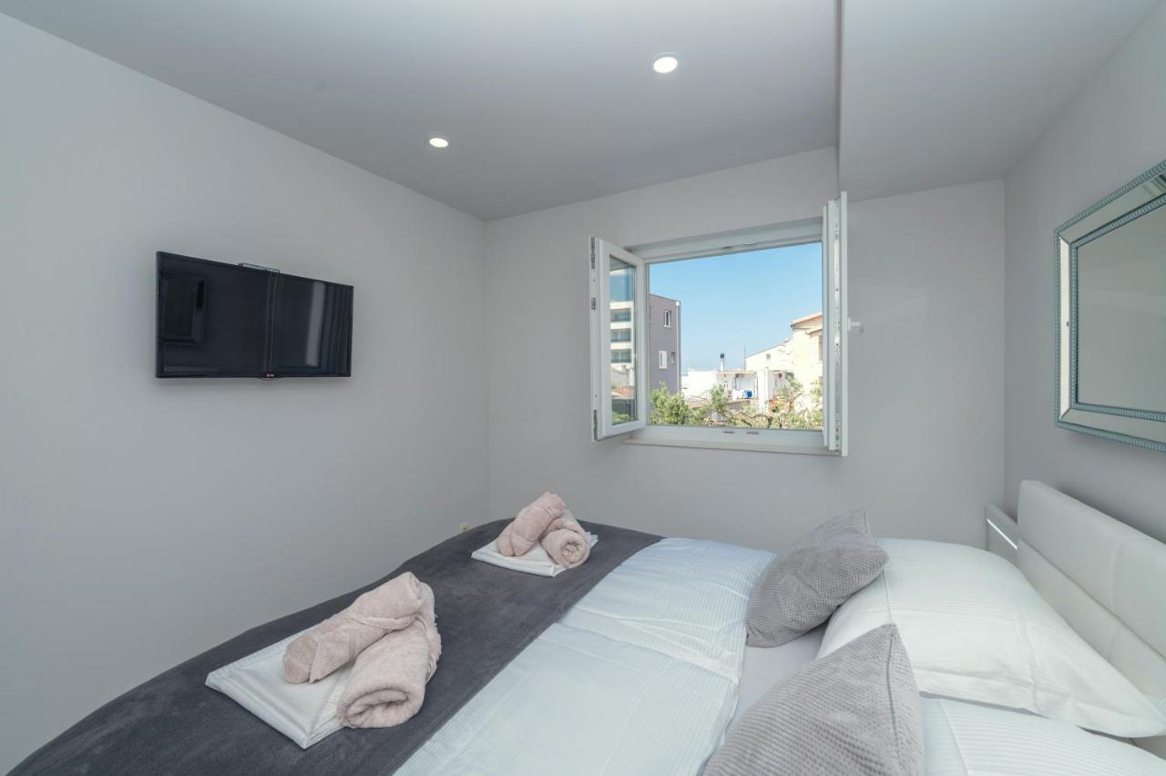 Luxury Apartment Purple Summer Sea View Makarska Exterior foto